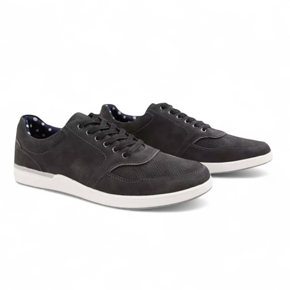 Steve Madden Punnit Sneaker